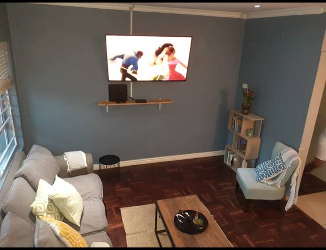 3 BEDROOM FREESTANDING SOLD IN THORNTON